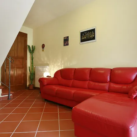 Casa Natya Nyaraló